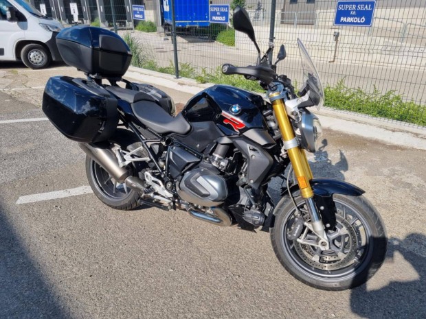 BMW R1250R motorkerékpár eladó