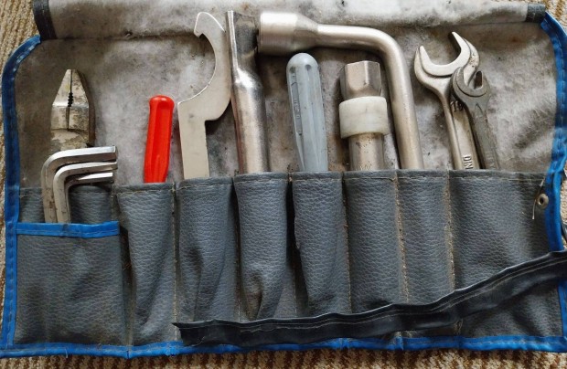 BMW R45 R65 R80 R100 K75 gyári szerszám készlet veterán motor Heyco