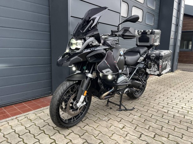 BMW R 1200 GS Adventure / Szervizknyv / Markol...