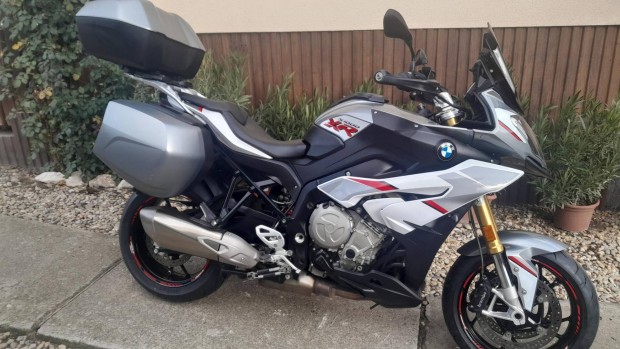 BMW S 1000 XR Kitn gyri llapot szervzknyv