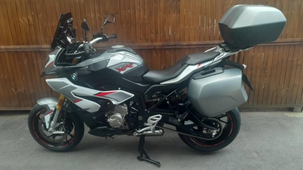 BMW S 1000 XR Kitn gyri llapot szervzknyv