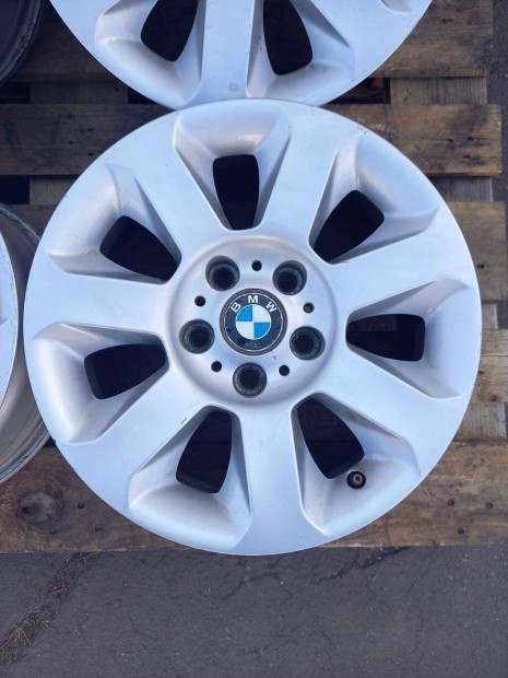 BMW Style 115 gyri 16- os felni e34 e36 e46 e60 e61 e90 e91