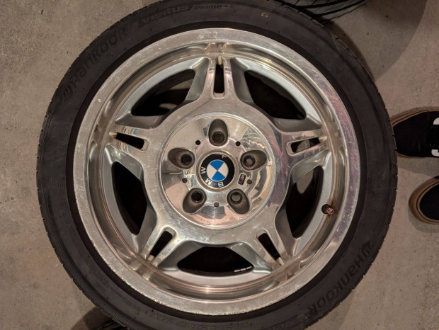 BMW Style 24