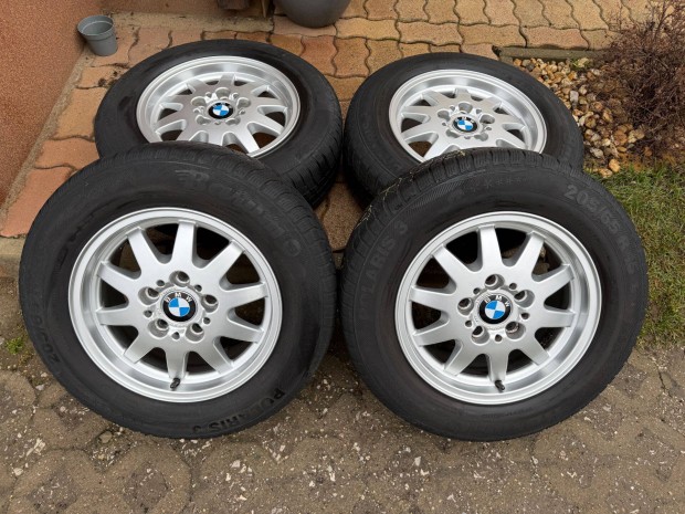 BMW Style 28 5x120 15" alufelni szett