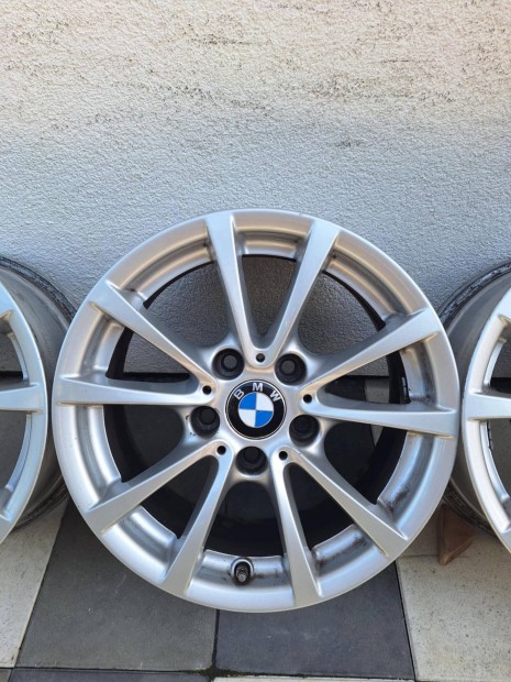 BMW Style 390 gyri 16- os felni e36 e46 e87 e90 e91 f20 f21 f30 f31
