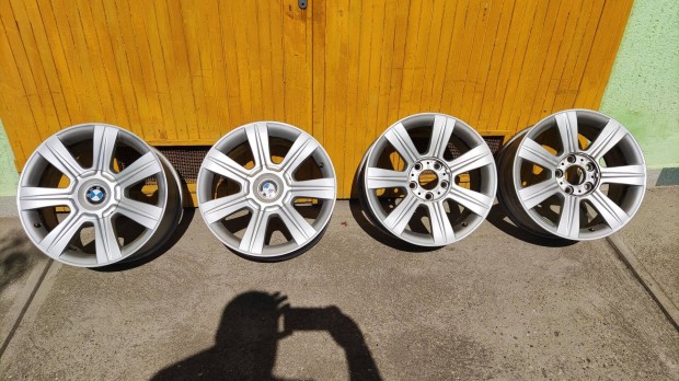 BMW Style 96 gyri felnik, 5x120, 8x17, 72.6, et47 (Kupak nincs)