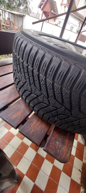 BMW T�li gumi alufelnivel