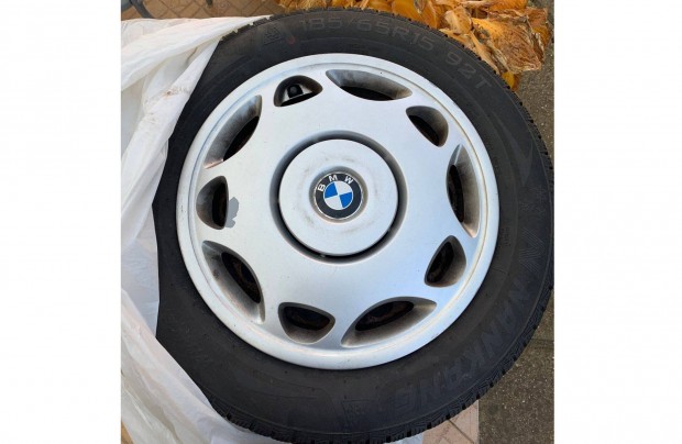 BMW Tli gumi kerk 185/65R15 92T