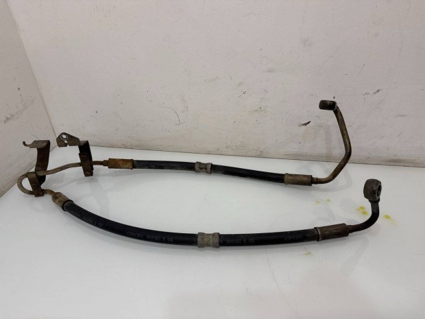 BMW X1 E84 E90 E91 E92 20xd Szervócső 32416783774