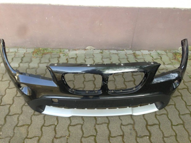 BMW X1 E84 első lökhárító burkolat