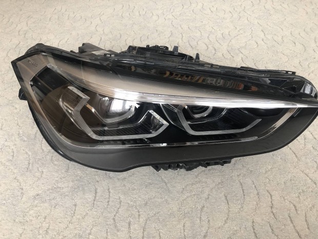 BMW X1 F48 LED fnyszr