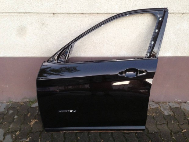 BMW X1 F48 komplett bal első ajtó, enyhén sérült, B53 barna metál