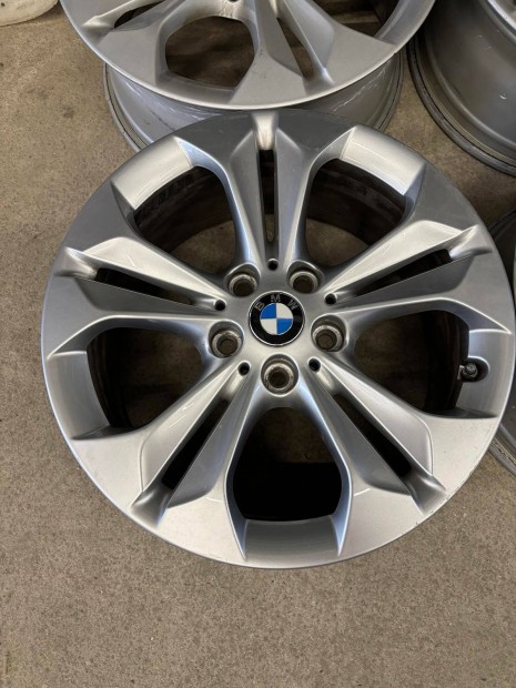 BMW X1 X2 5x112 5 x 112 gyári újszerű R17 col alufelni 6856065 ÁR/db