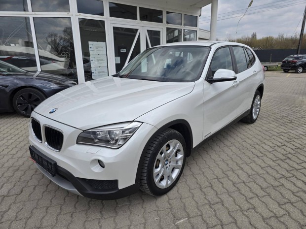 BMW X1 sdrive18i (Automata) Navi. Kamera. Bixen...