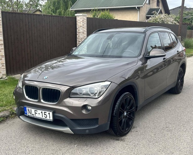 BMW X1 sdrive20d Navigáció. Panoráma tető. Manu...