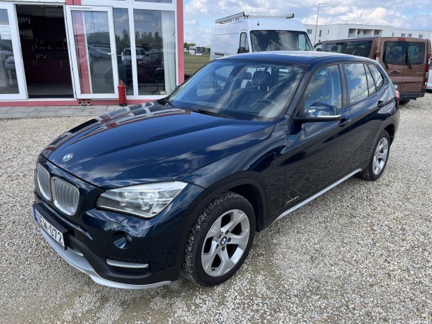 BMW X1 xdrive18d Bi-Xenon.Navi.Digitklíma.Ülésf...