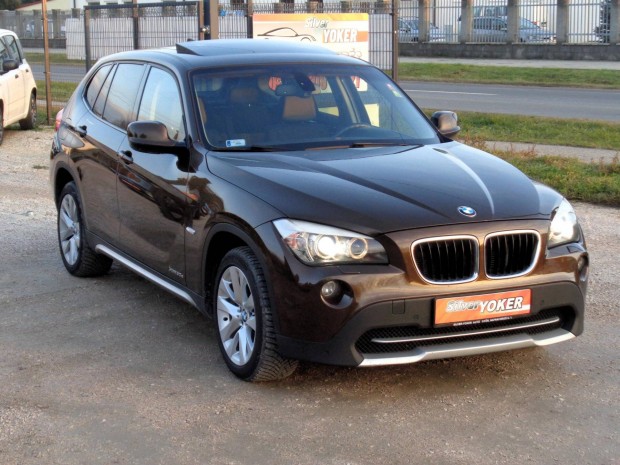 BMW X1 xdrive20d (Automata) Key Less GO MO-i CI...