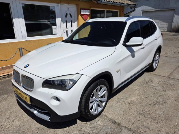 BMW X1 xdrive25i (Automata)