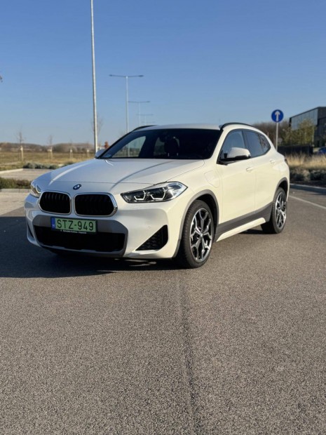BMW X2 xdrive25e M Sport X (Automata) M.O-I !!