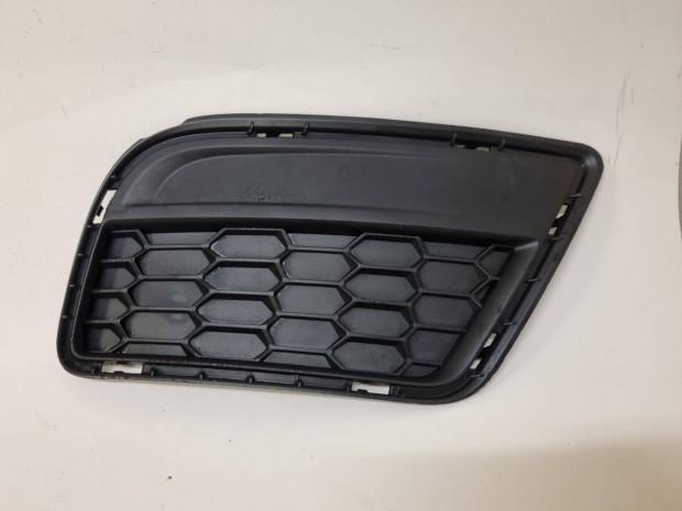 BMW X3 F25 Jobb lökhárító takaró betét M packet M sport 8050446