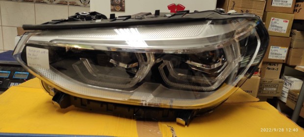 BMW X3 G1 fényszóró bal 2017 -> Ful LED, BMW Adaptiv LED, Búrahibás