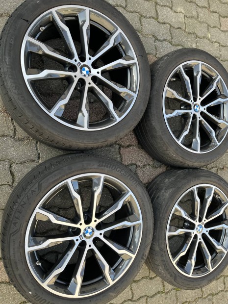 BMW X3 IX3 X4 699M 20" gy�ri k�t sz�les ker�k szett 