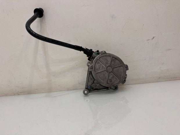 BMW X3 Vkumpumpa 20i 184le N20B20A 11667622380