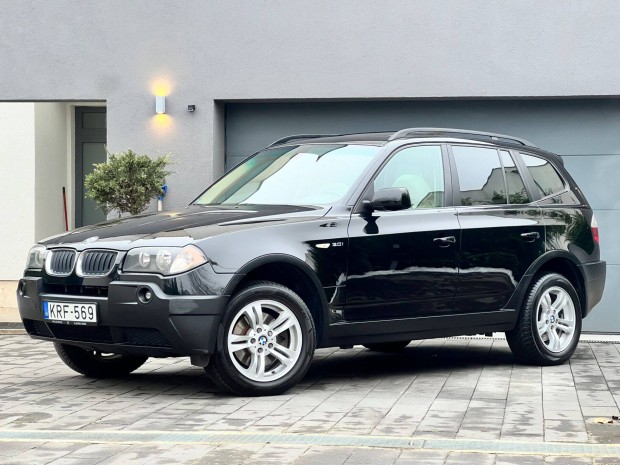 BMW X3 (3.0i)