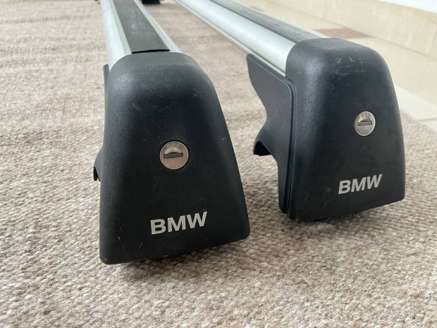 BMW X3 (E83) Thule tetcsomagtart sn