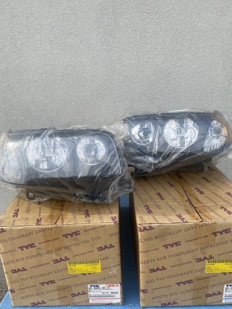 BMW X3 (E83) f�nysz�r�