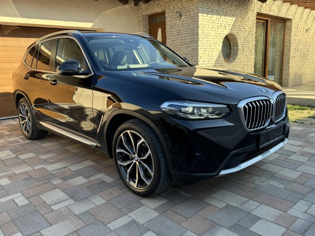 BMW X3 xdrive20d (Automata) LIVE Cockpit.Vonóho...