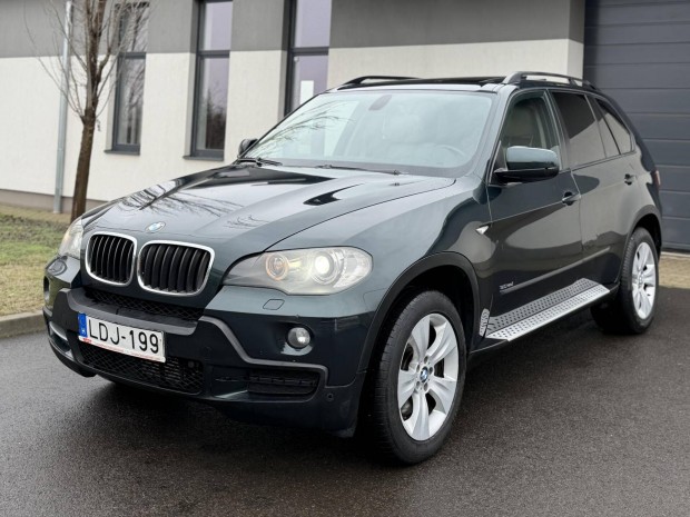 BMW X5 3.0 sd (Automata) 7 Szem�lyes//Panor�ma...
