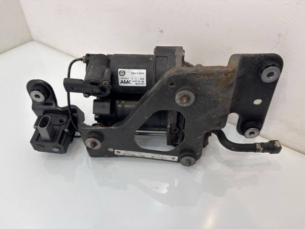 BMW X5 E70 lgrug kompresszor 372267754 7974769