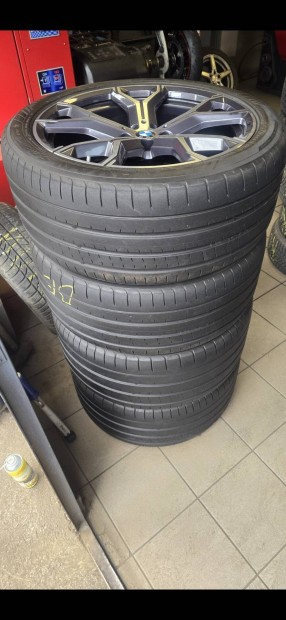 BMW X5 G05 X6 Alufelni 21 5x112 kétszéles Yokohama nyári gumi