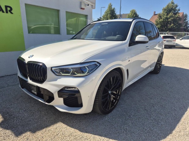 BMW X5 M50d (Automata) magyarorszgi / Panorma...
