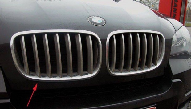 BMW X5 X6 (E70 E71 E72) díszrács / vese / hűtőrács króm-titán