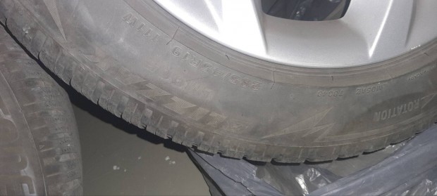 BMW X5 (f15) 19 es téli felni gumival