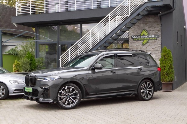 BMW X7 M50i (Automata) Eredeti Magyar +Max Extr...