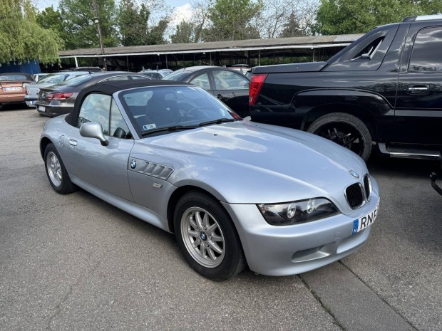 BMW Z3 1.8.....