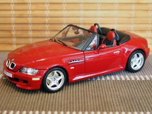 BMW Z3 "M" (1996) modellaut 1:18