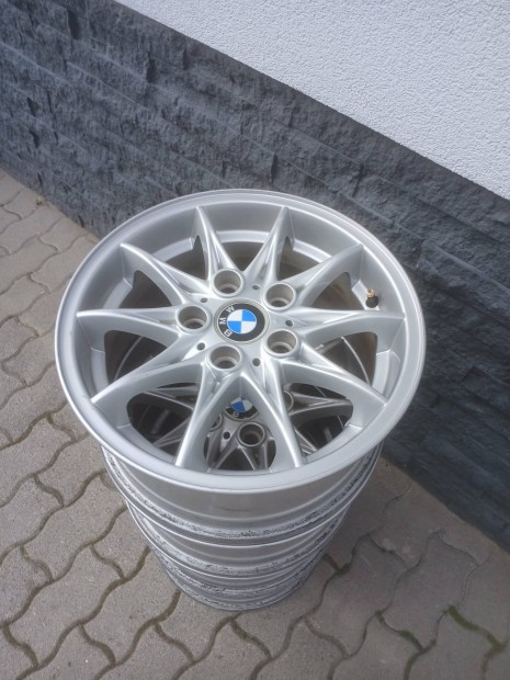 BMW alufelni elad�