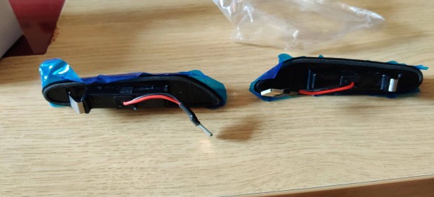 BMW dinamikus fut�f�nyes oldal ir�nyjelz� f�stszin�