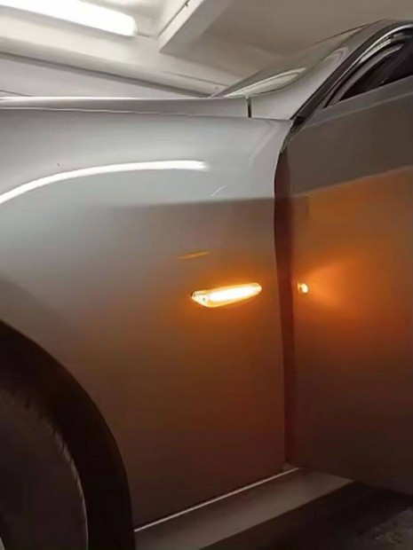 BMW dinamikus oldal irnyjelz 2 db/szett