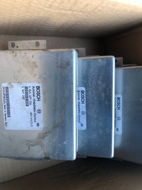 BMW e39 525tds modulok elad