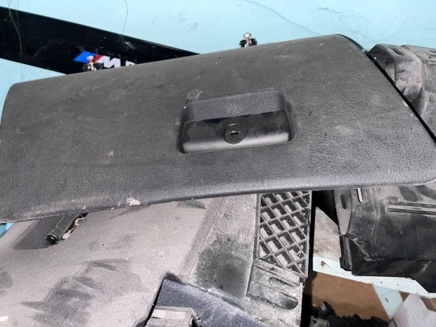 BMW e39 kesztytart