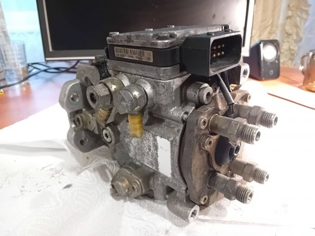 BMW e46 e39 320d 520d VP44 adagoló 0470504005