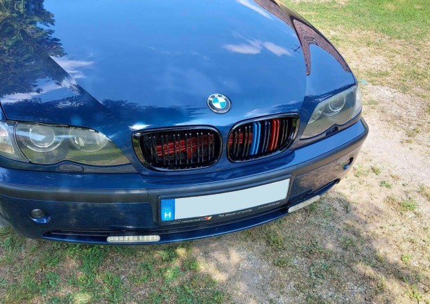 BMW e46 face sedan/touring vese hűtőrács dupla pálcás lakk fekete /M