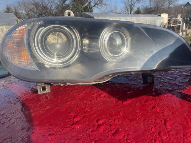 BMW e70 x5 jobb bi xenon fnyszr 