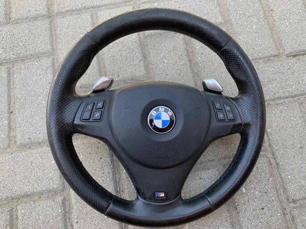 BMW e81 e87 e90 e91 e92 e93 F1 M sport kormány