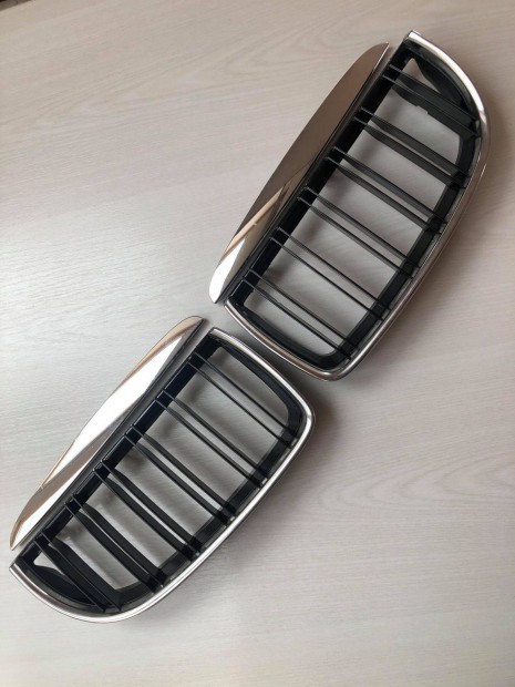 BMW e90 e91 preface vese M4 Style lakk dupla pálc. króm keret